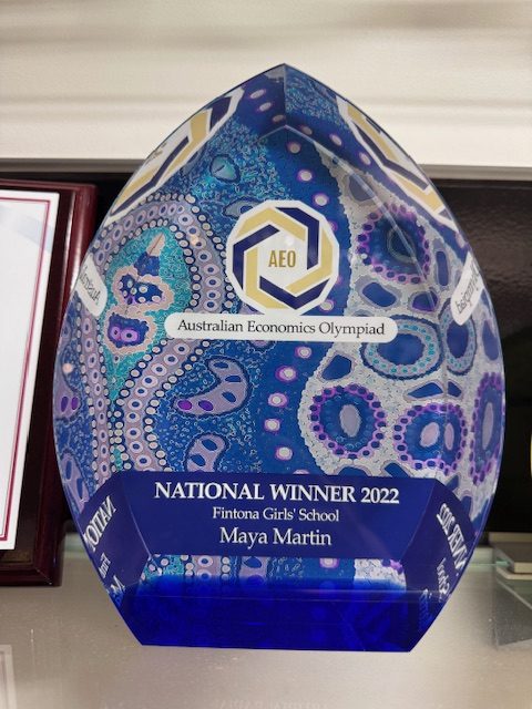 Why Choose Us for Your Corporate Awards and Trophies